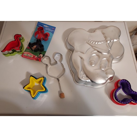 Mickey Mouse Wilton Cookie Cutter Cake Pan Sandwich Maker Egg Pancake Shaper - Picture 3 of 7
